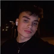 Schüler der anderen Schülern nachhilfe anbietet, im Fach Deutsch